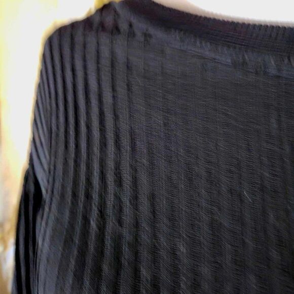 Lightly Used: Hillary Mc Millan black knit stretch Dize M. - Picture 8 of 10